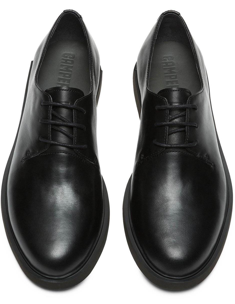 Zapato de piel para mujer