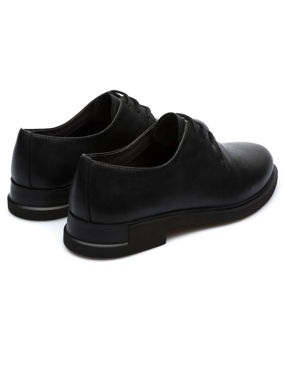 Zapato de piel para mujer