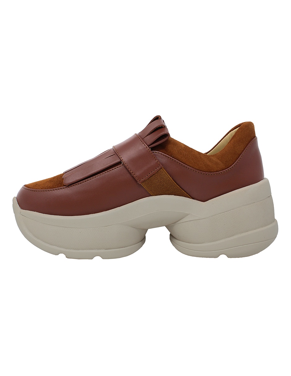 Zapato de piel para mujer