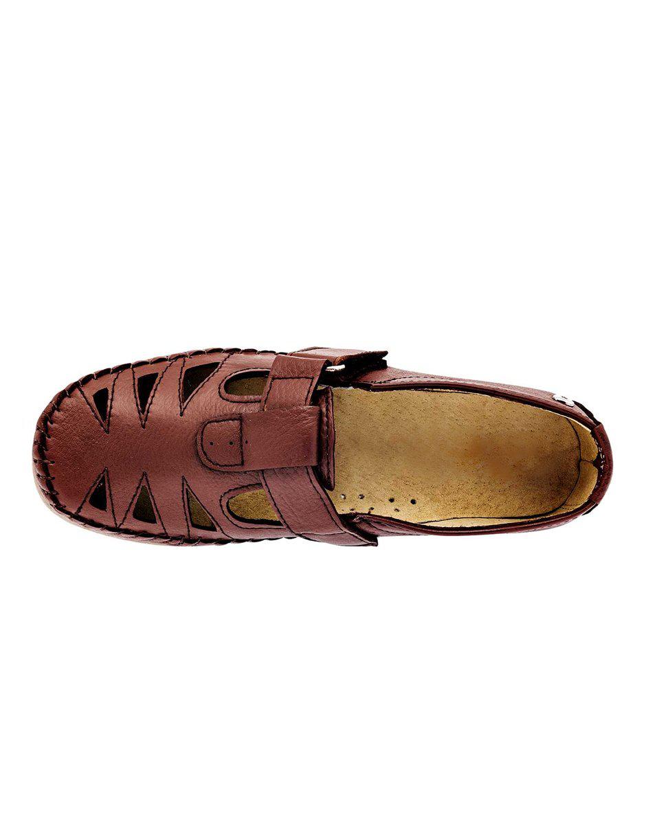 Zapato de piel para mujer