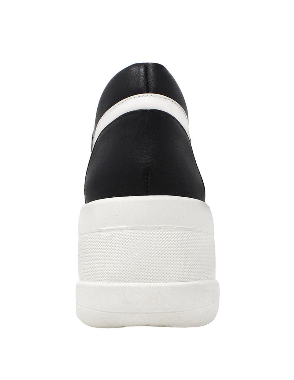 Zapato de piel para mujer