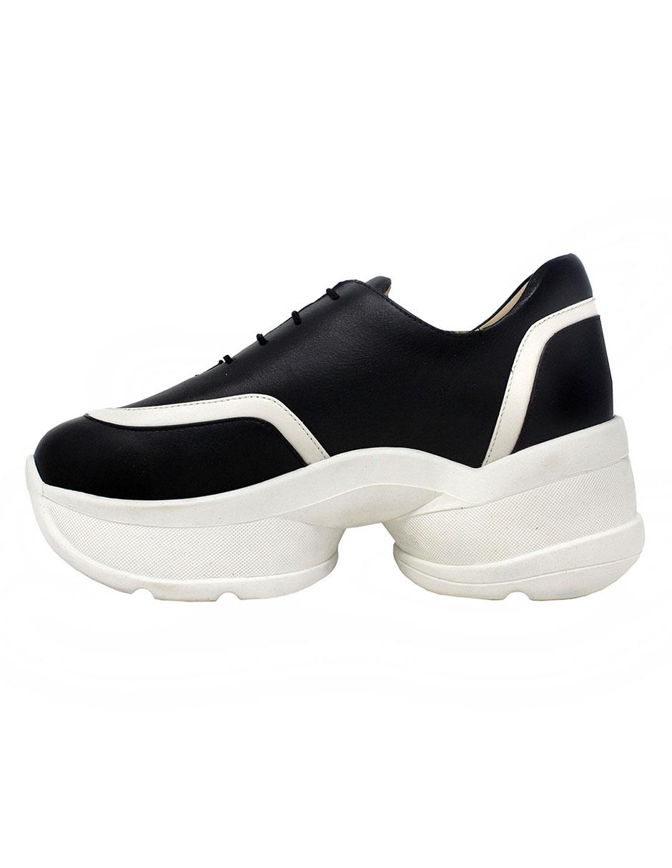 Zapato de piel para mujer
