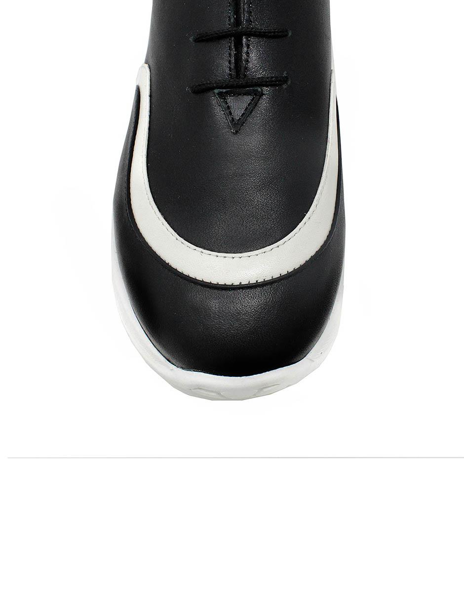 Zapato de piel para mujer