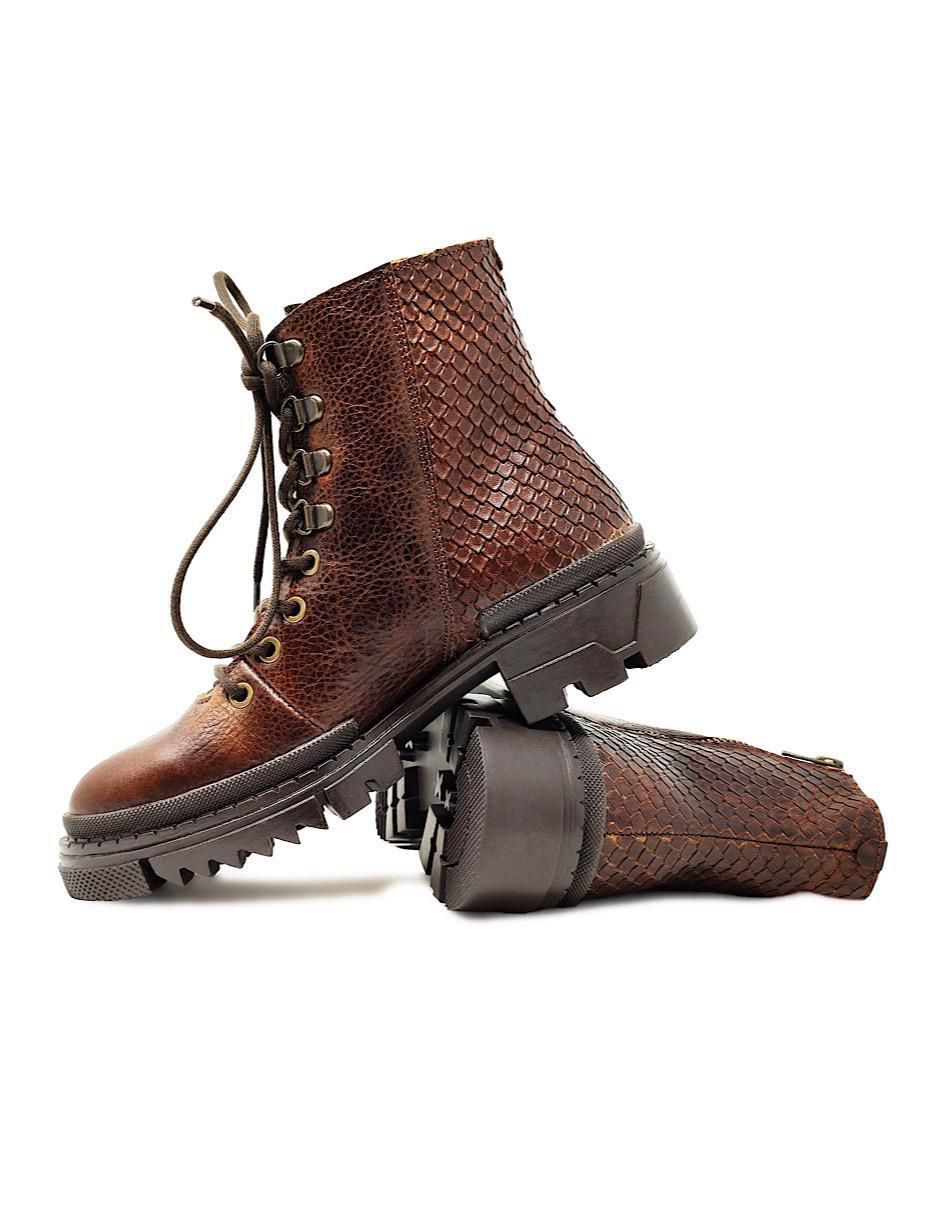 Bota al tobillo de piel para mujer