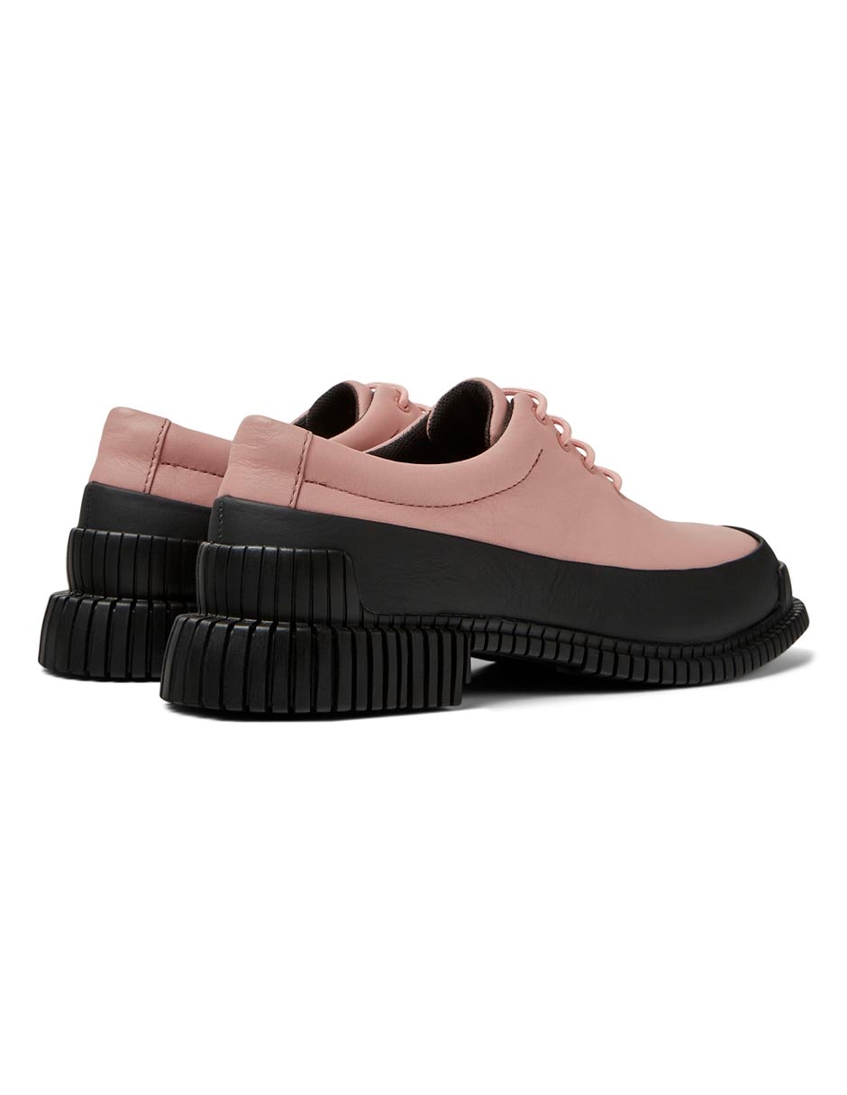Zapato de piel para mujer