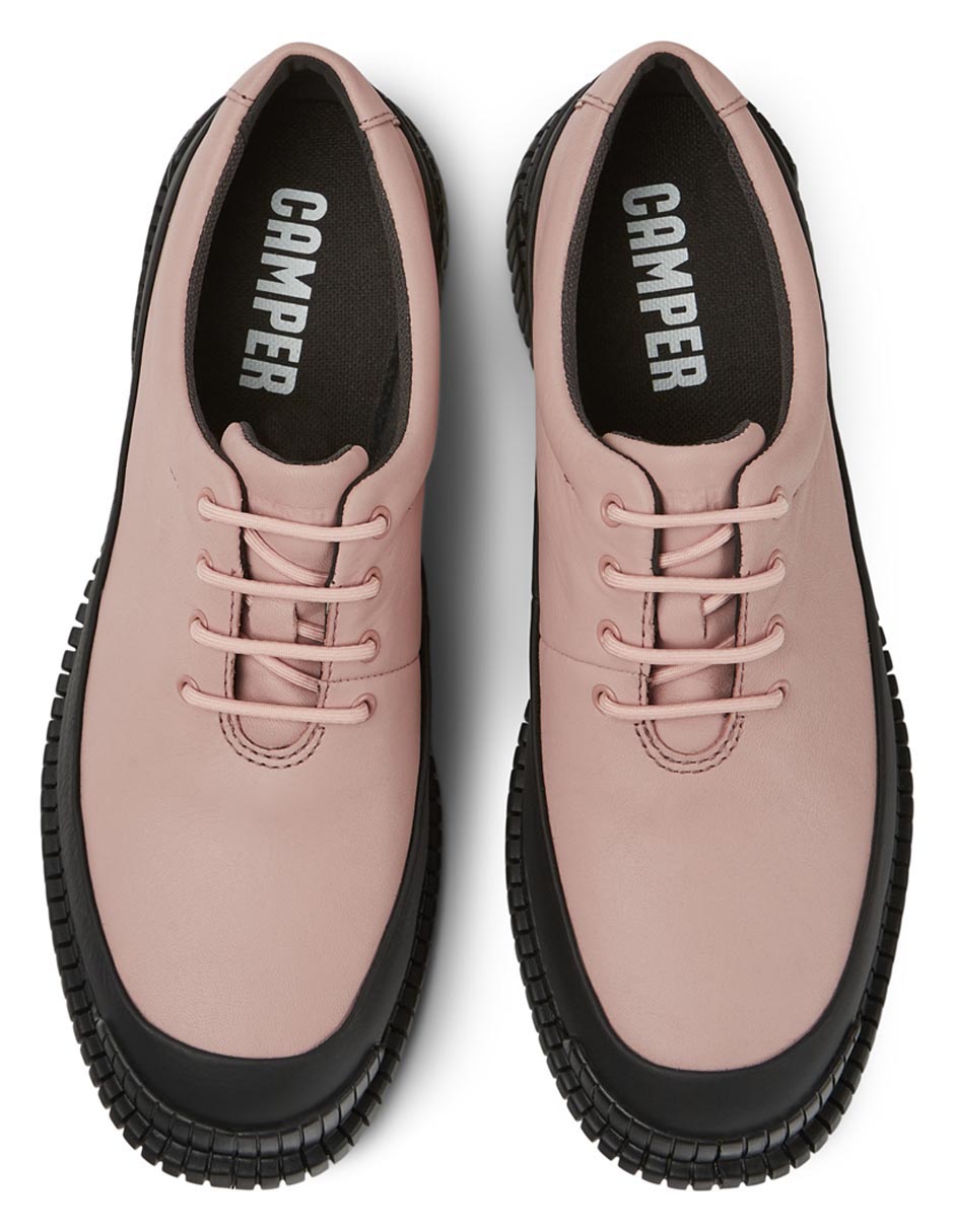 Zapato de piel para mujer