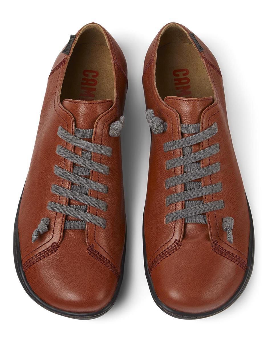 Zapato de piel para mujer