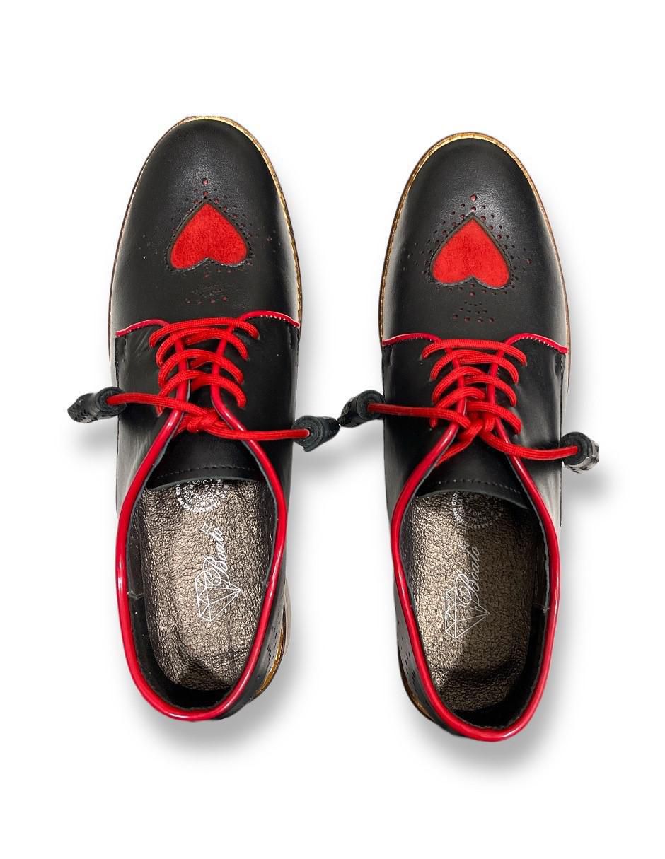 Zapato de piel para mujer