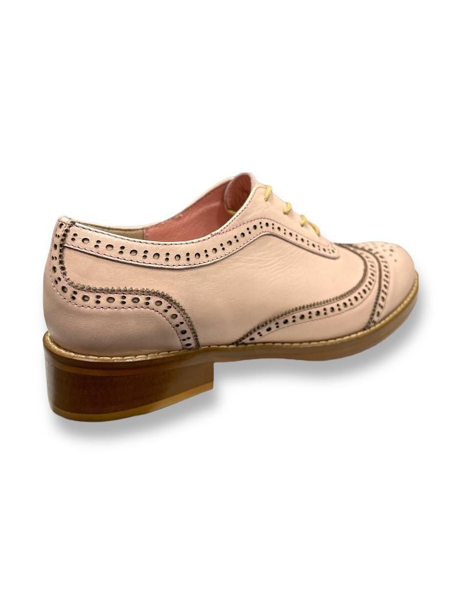 Zapato de piel para mujer