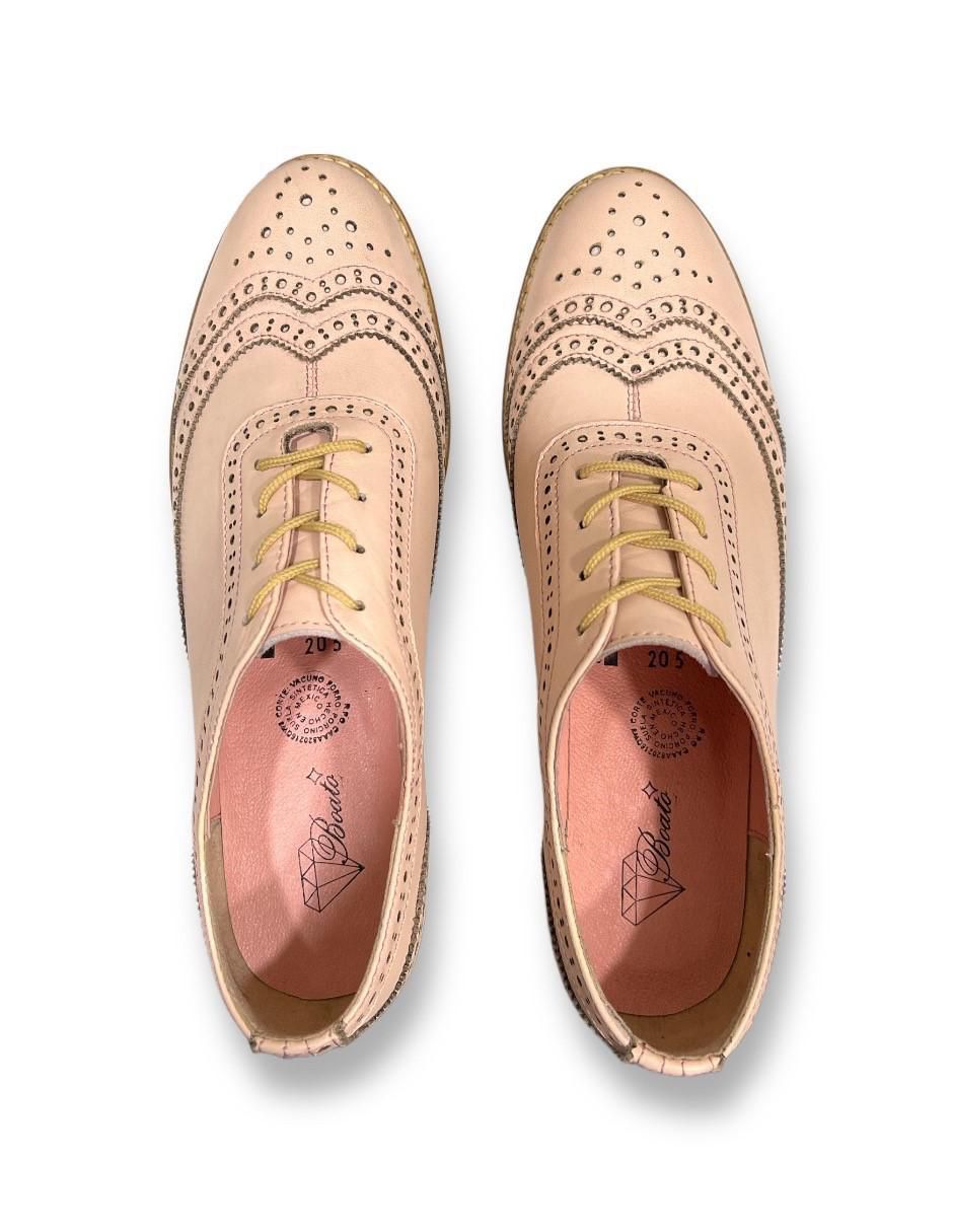 Zapato de piel para mujer