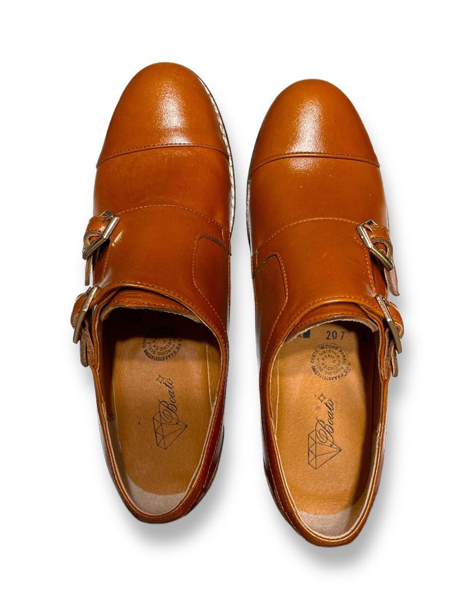 Zapato de piel para mujer
