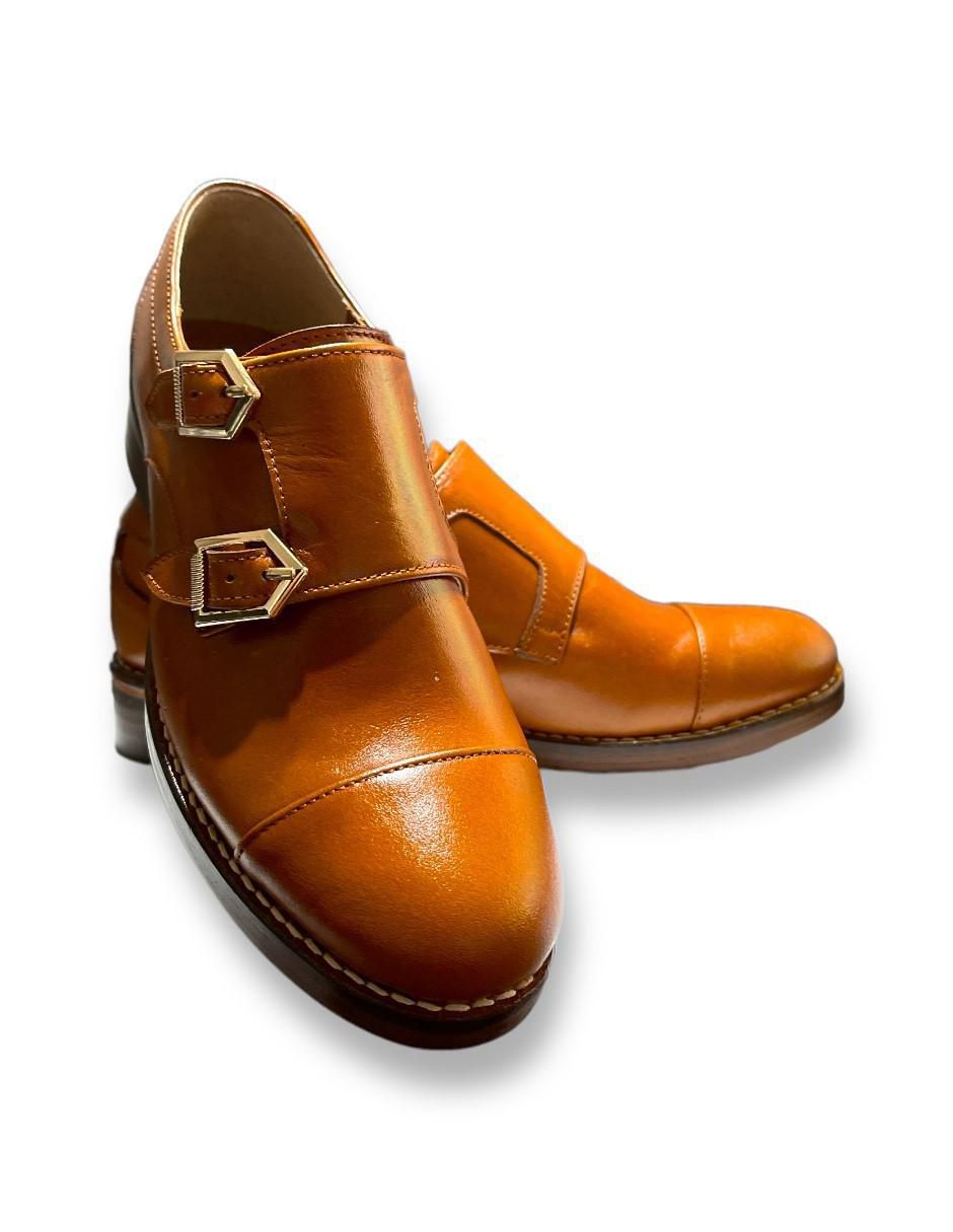 Zapato de piel para mujer