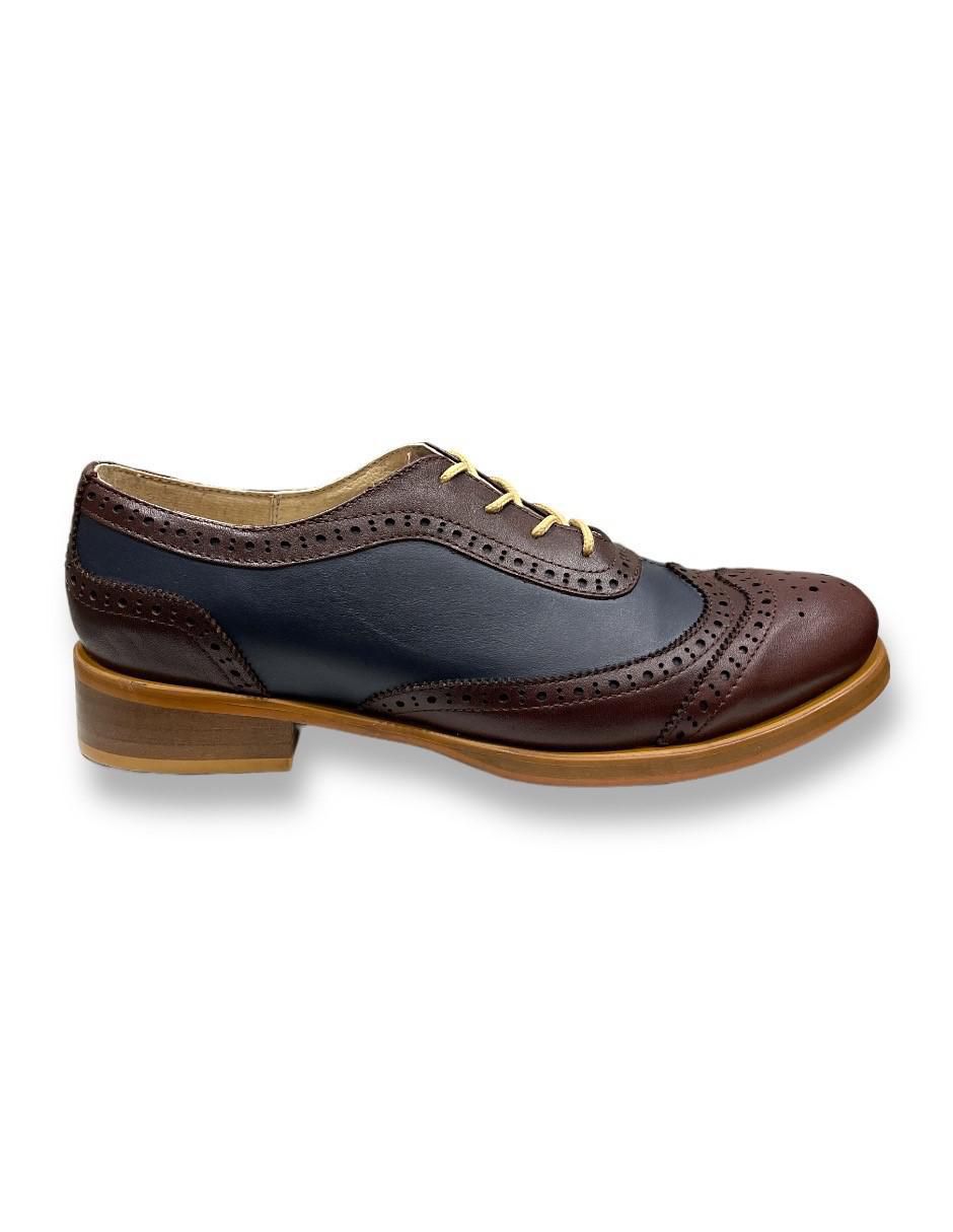 Zapato de piel para mujer
