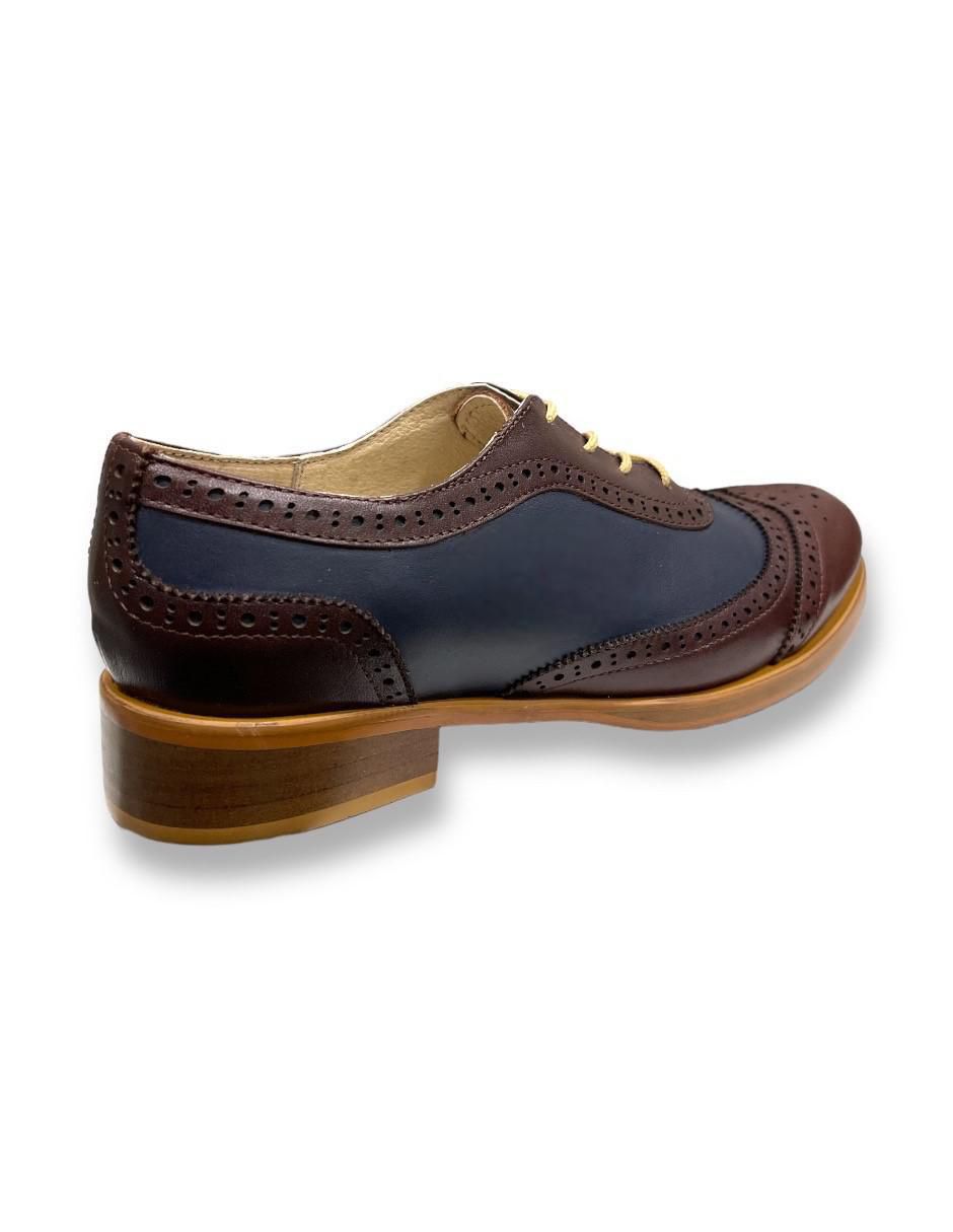 Zapato de piel para mujer