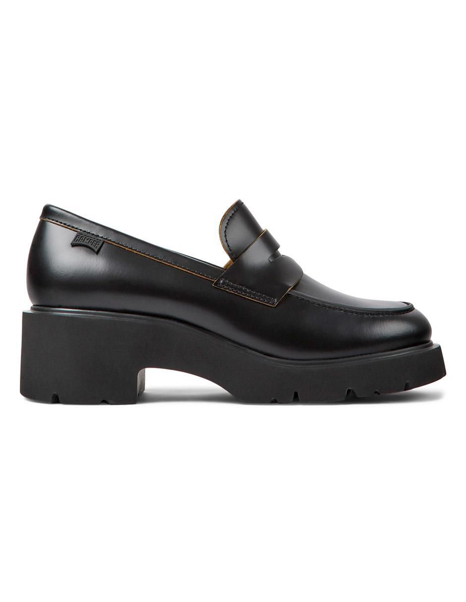 Zapato de piel para mujer