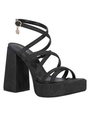 Sandalia Wecurze para mujer