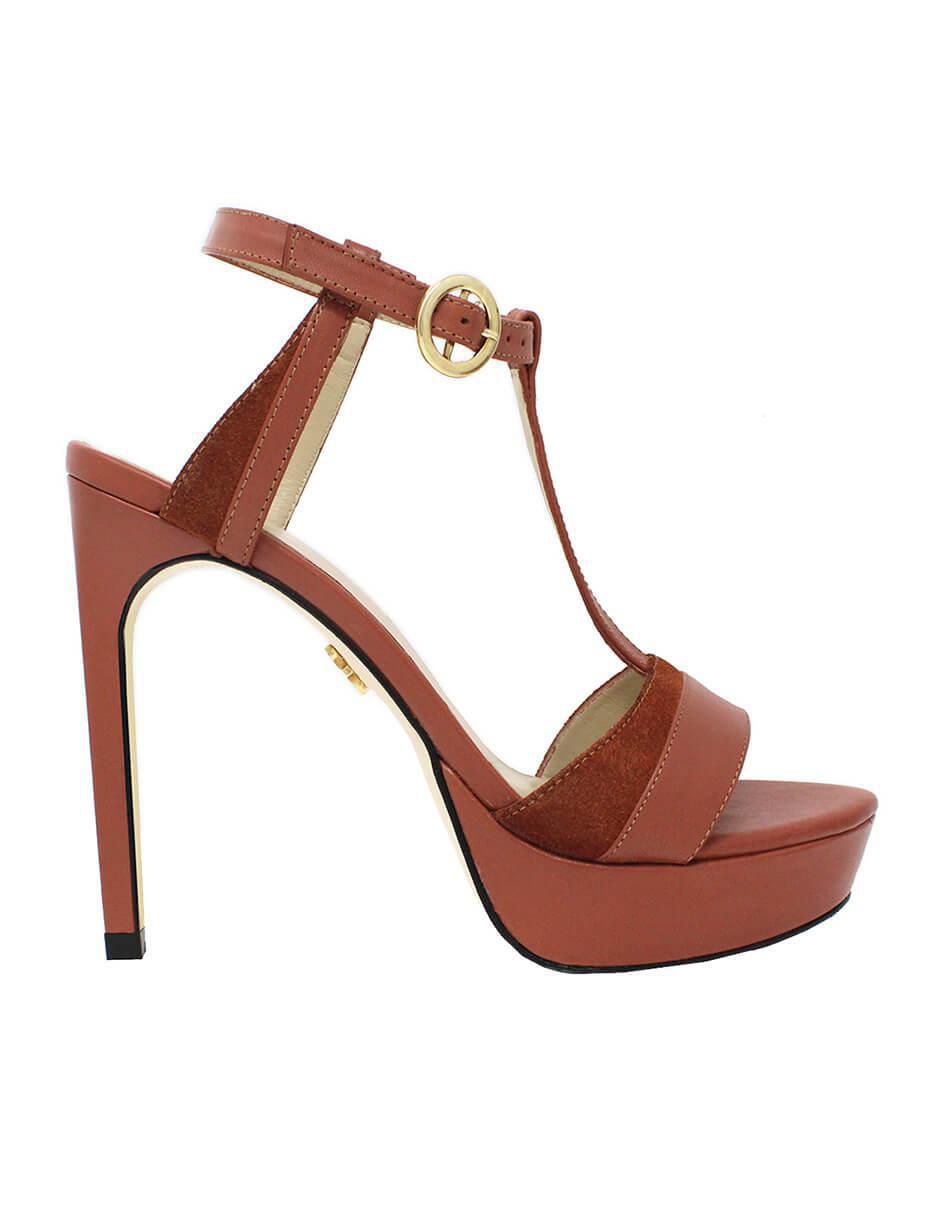Zapato de plataforma Regina Romero punta redonda