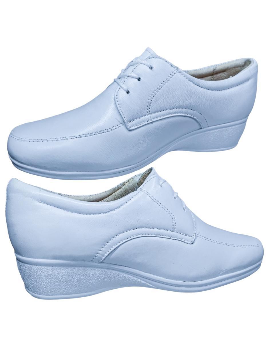 Zapato de piel para mujer