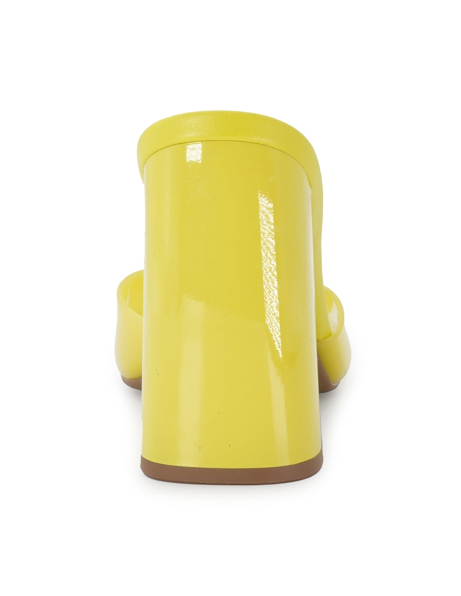 Amarillo