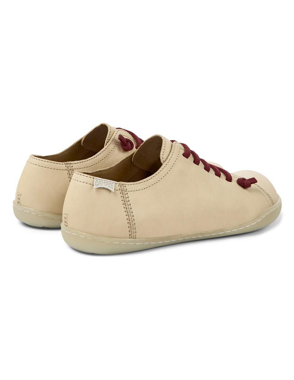 Zapato de piel para mujer