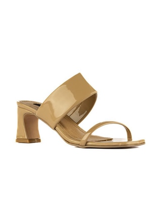 Sandalia para mujer 1