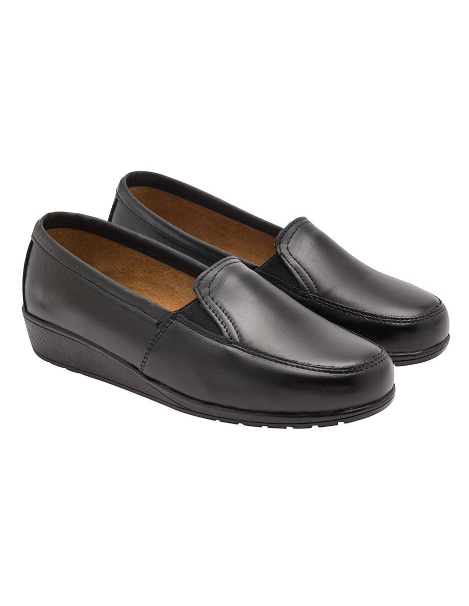 Zapato de piel para mujer