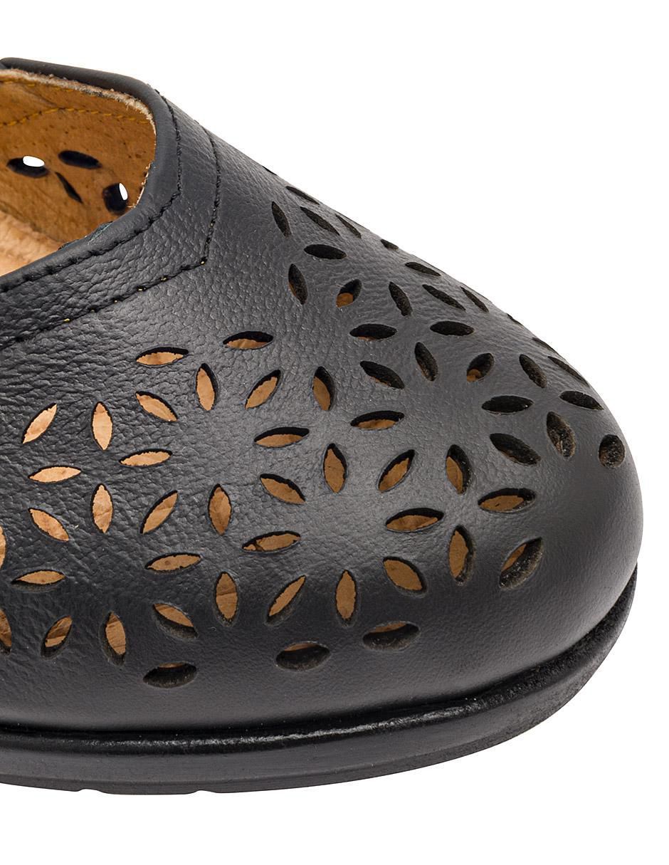 Zapato de piel para mujer