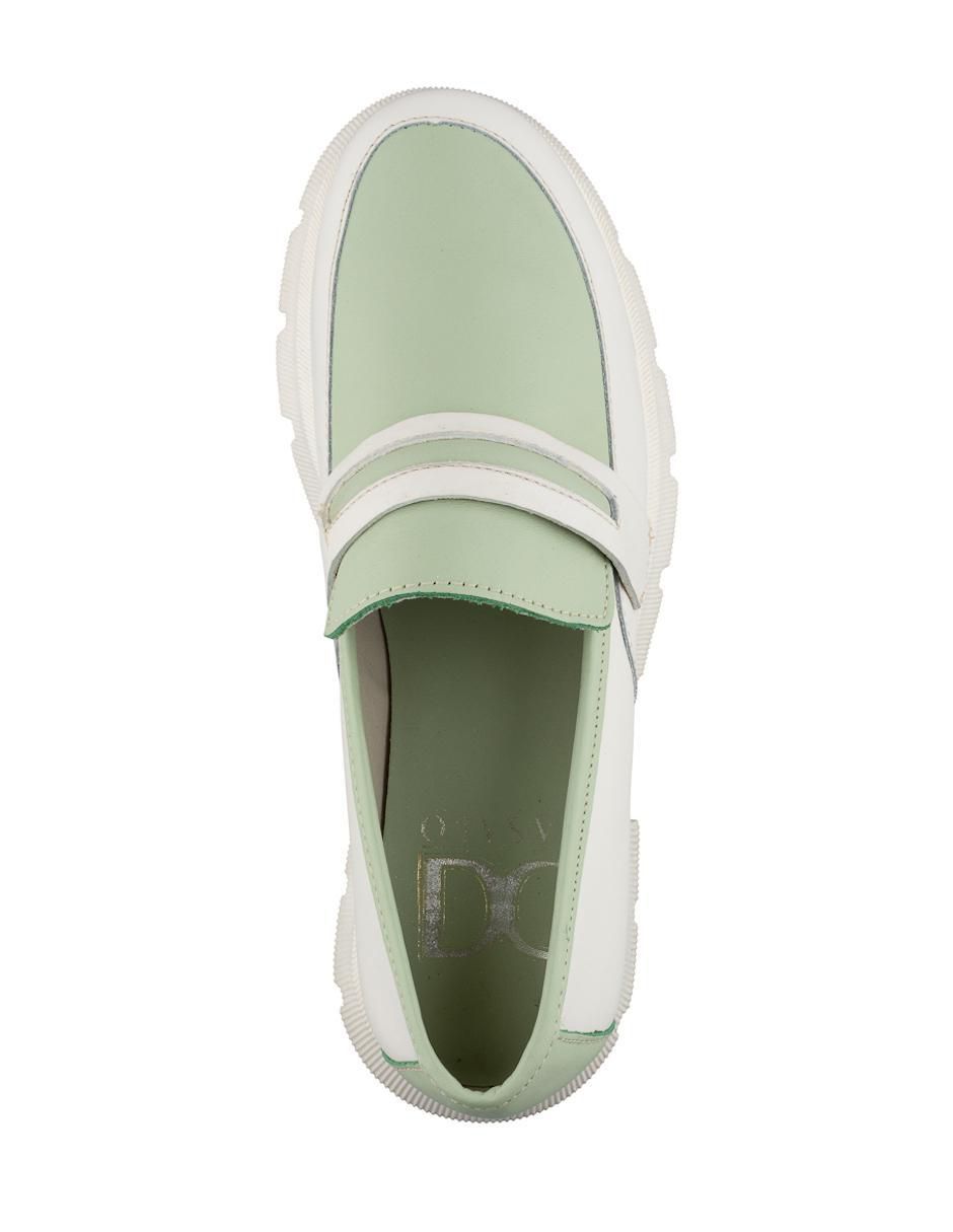Zapato de piel para mujer