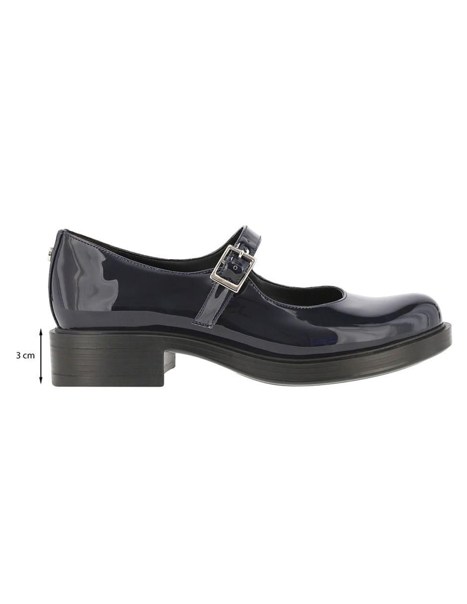 Zapato de charol para mujer 11