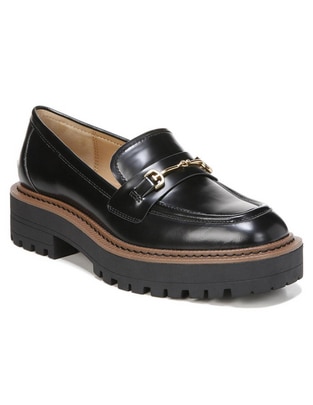 Zapato de piel para mujer