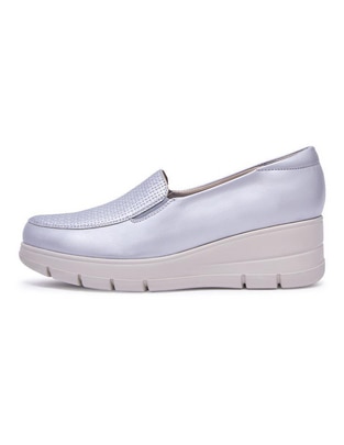 Zapato de piel para mujer Zapato de piel para mujer