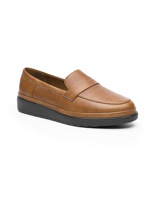Mocasín de piel para mujer