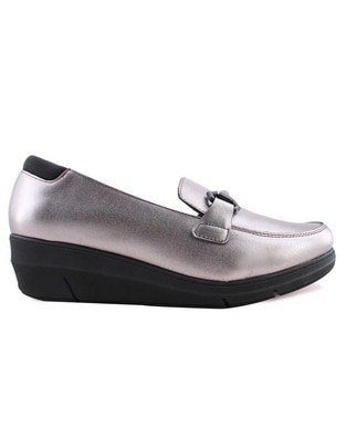 Zapato de piel para mujer Zapato de piel para mujer