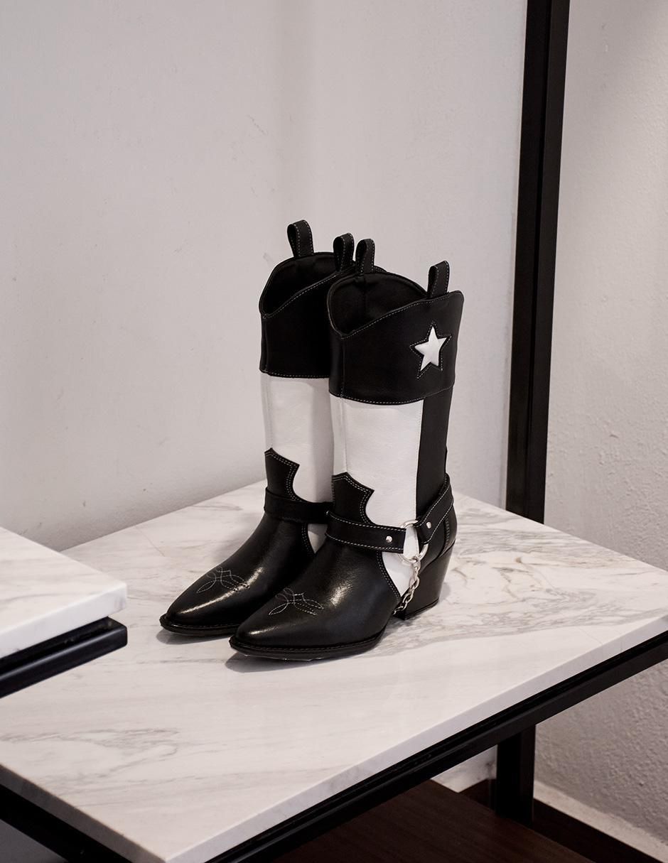 Bota abajo de la rodilla Elán Choose Your Way de piel para mujer