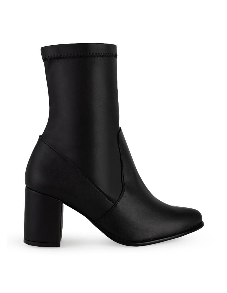 Bota arriba del tobillo Gabriela's para mujer