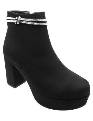Bota arriba del tobillo para mujer