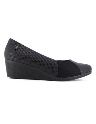 Zapato de cuero para mujer