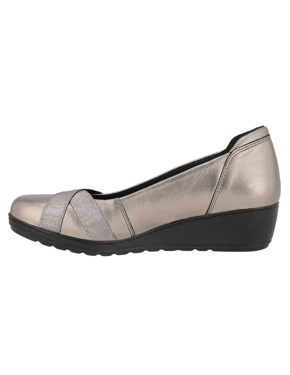 Zapato de piel para mujer 8