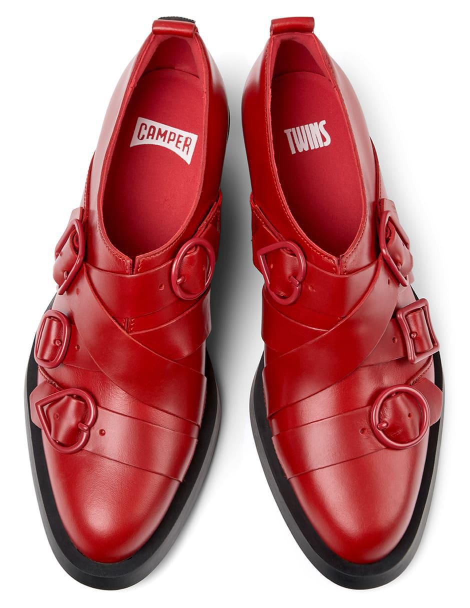 Zapato de piel para mujer