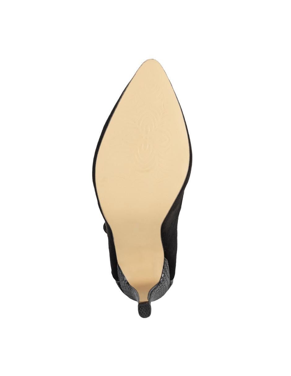 Zapatilla 4