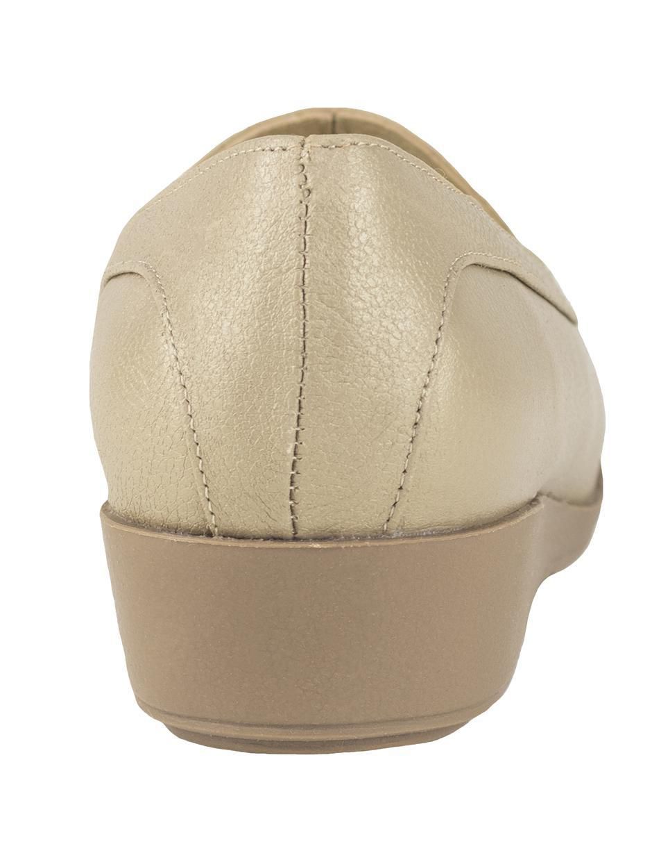 Zapato de piel para mujer