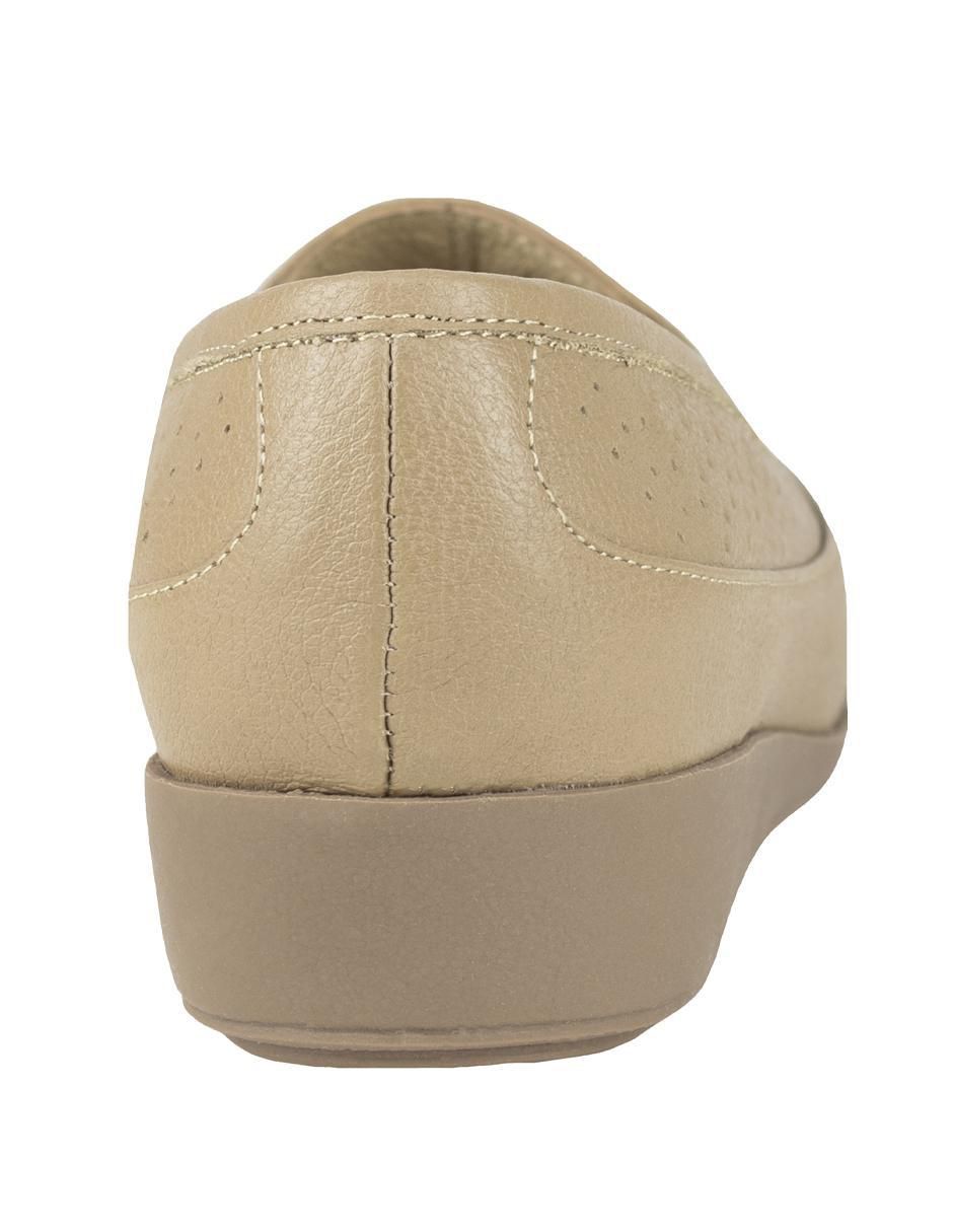 Zapato de piel para mujer