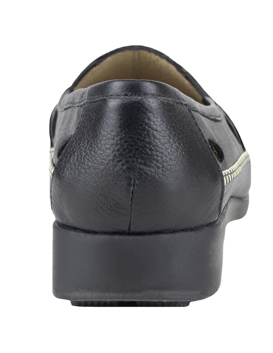 Zapato de piel para mujer