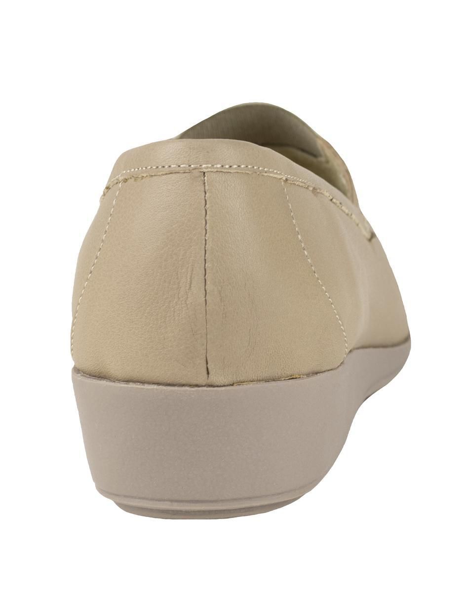 Zapato de piel para mujer