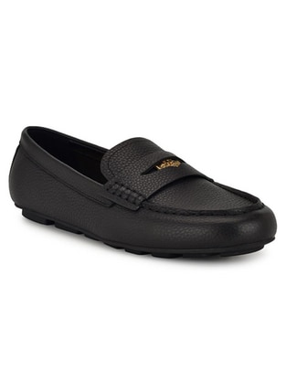 Zapato de piel para mujer