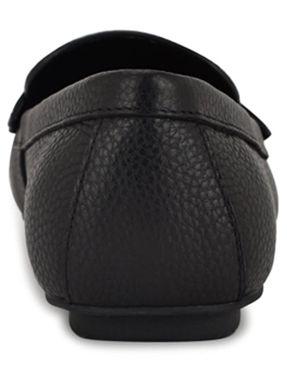 Zapato de piel para mujer