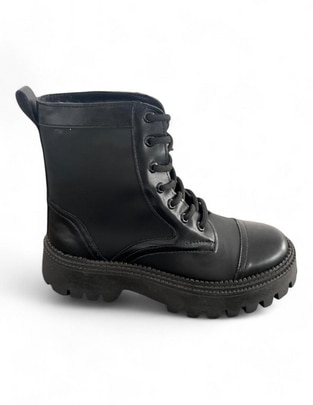 Bota media pierna para mujer Bota media pierna para mujer