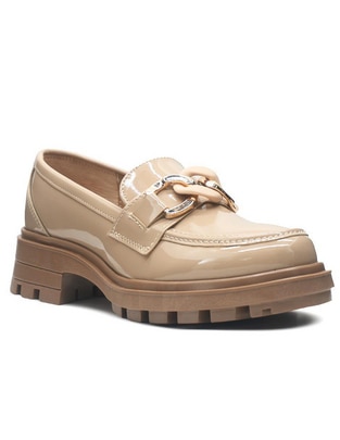 Zapato de charol para mujer Zapato de charol para mujer