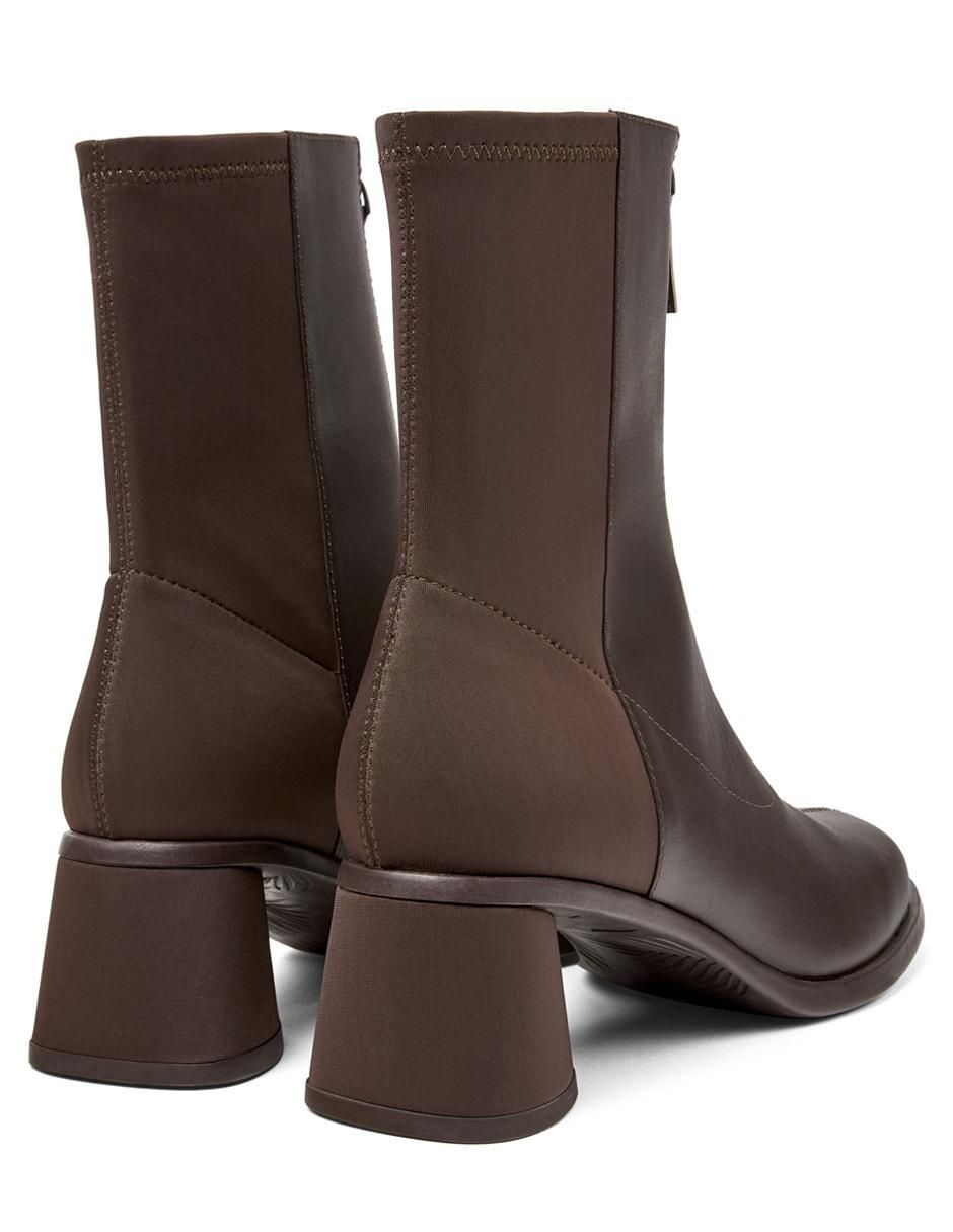 Bota arriba del tobillo de piel para mujer