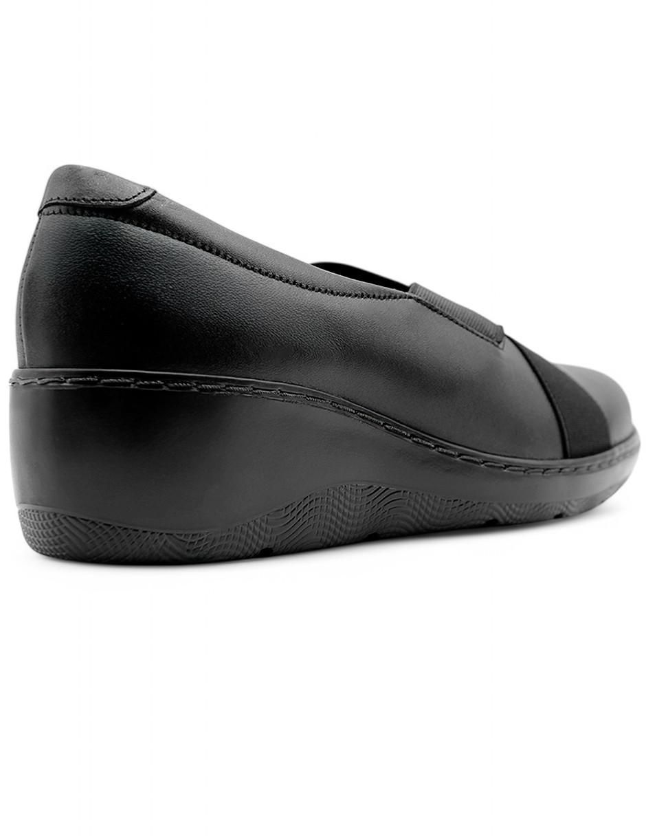 Zapato de piel para mujer
